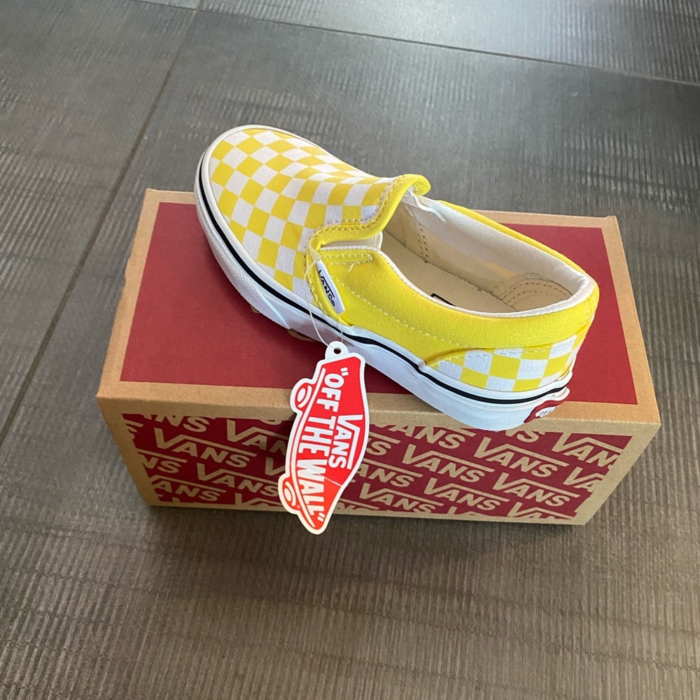 BNiB Kids Slip On Vans
